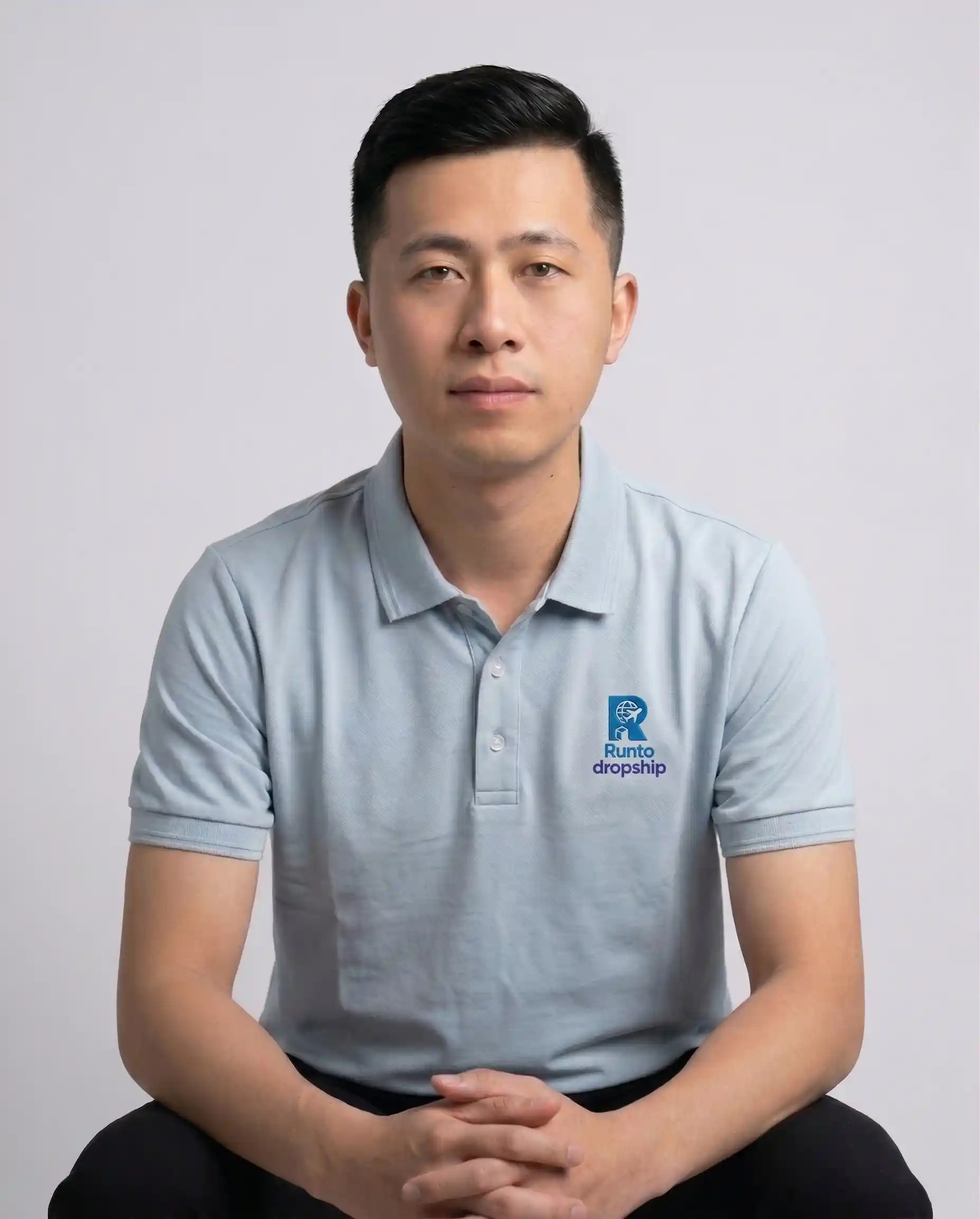 Warehouse and quality control manager from the Runtodropship China operations team